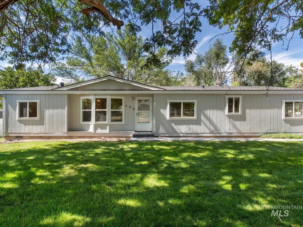 509 17th N Ave, Nampa