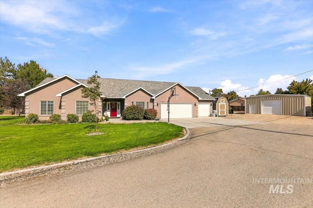 1915 Meadow Ave, Caldwell