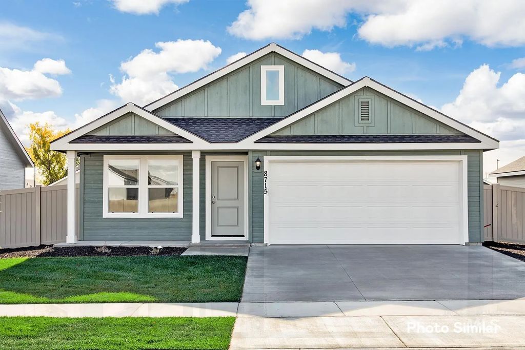 2677 W Pollinator Dr, Kuna