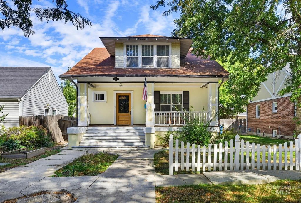 2506 W Woodlawn Ave, Boise