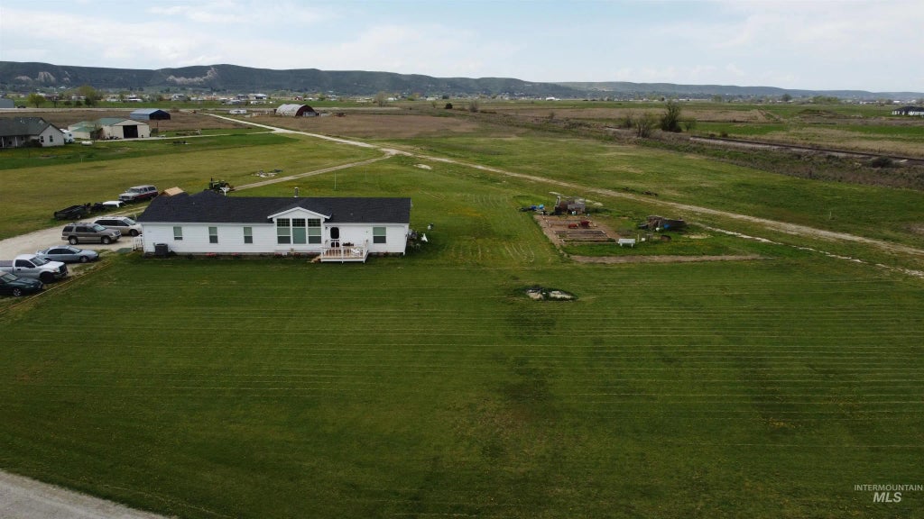 2385 Airport Road, Emmett