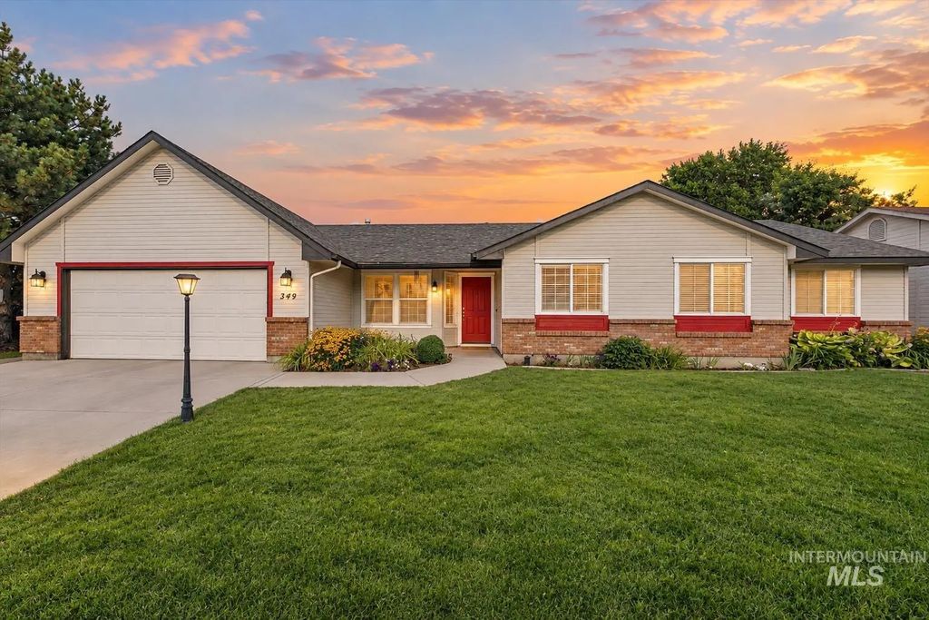 349 S Lodestone Ave, Meridian
