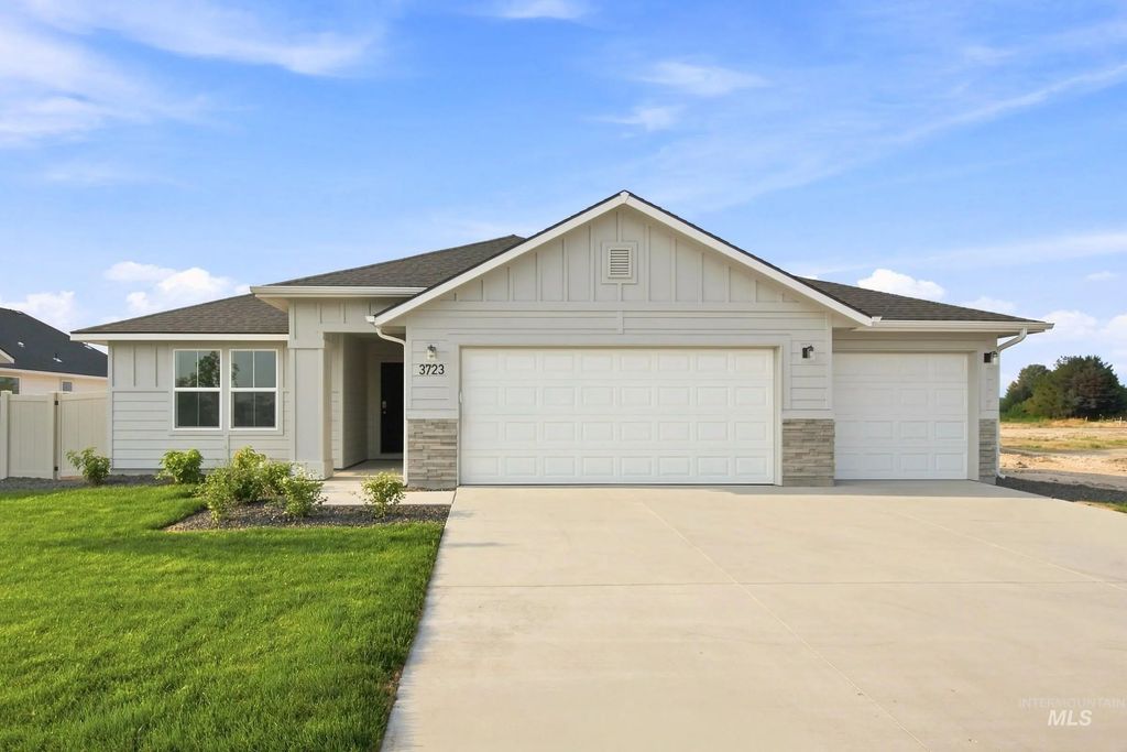 2295 N 8th E St, Mountain Home