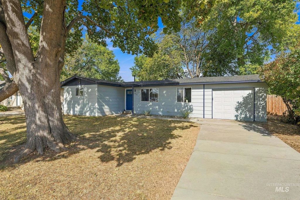5916 W Clinton Street, Boise