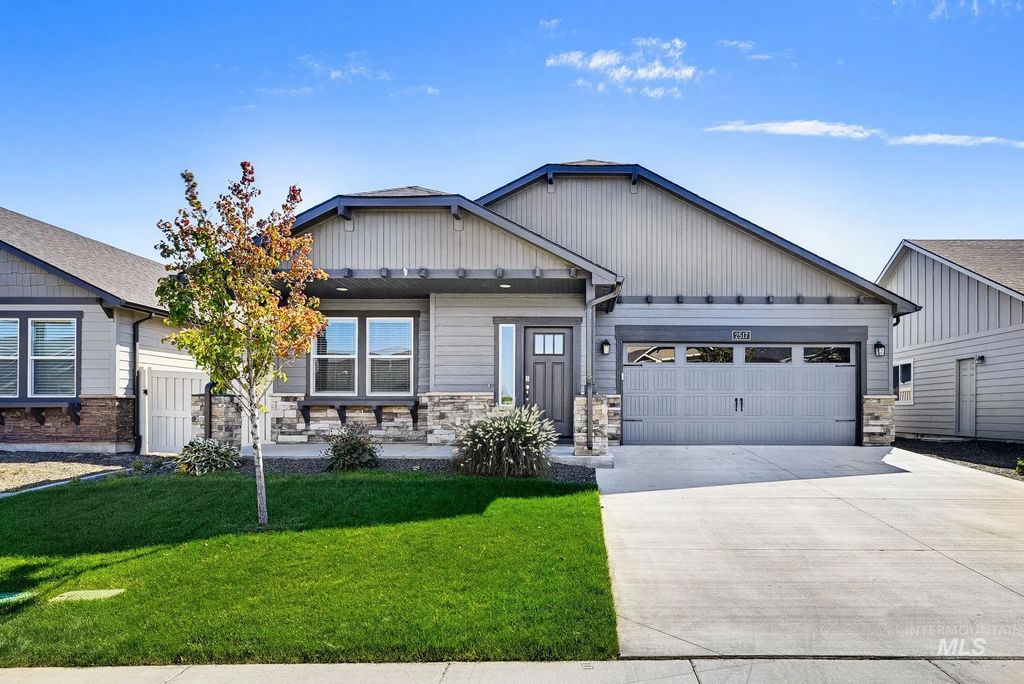 2517 W Skylar St, Nampa