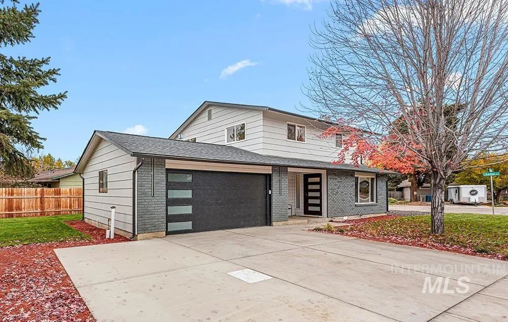 670 S Berwick Dr, Boise