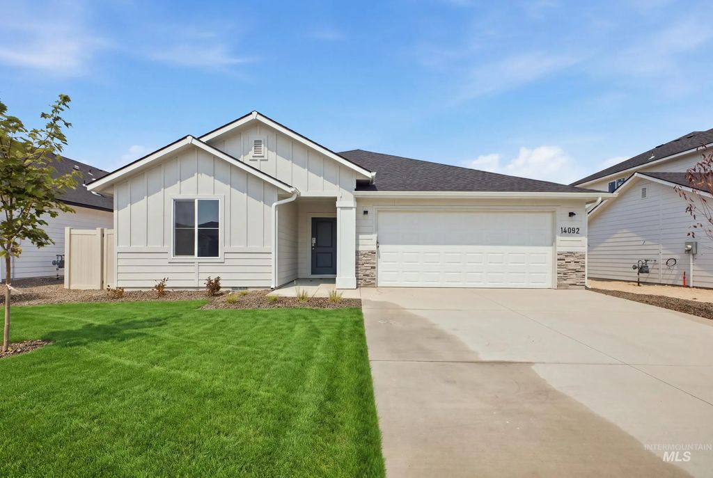9088 W Violet St, Nampa