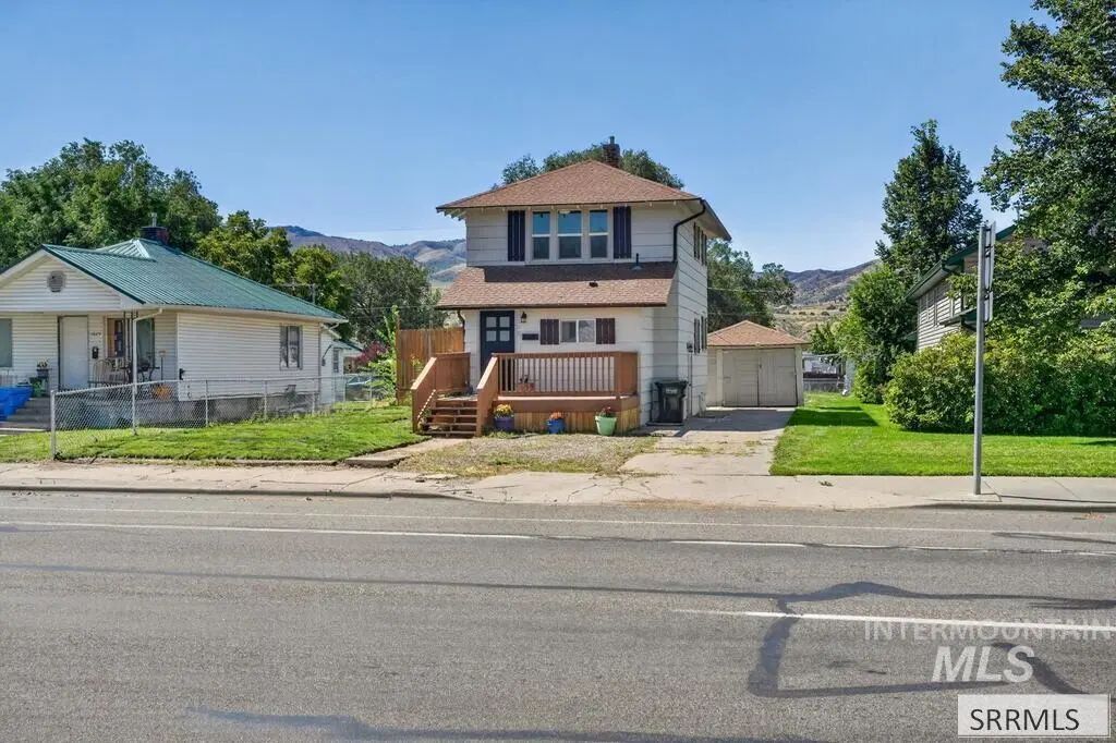 1005 S 4th Avenue, Pocatello