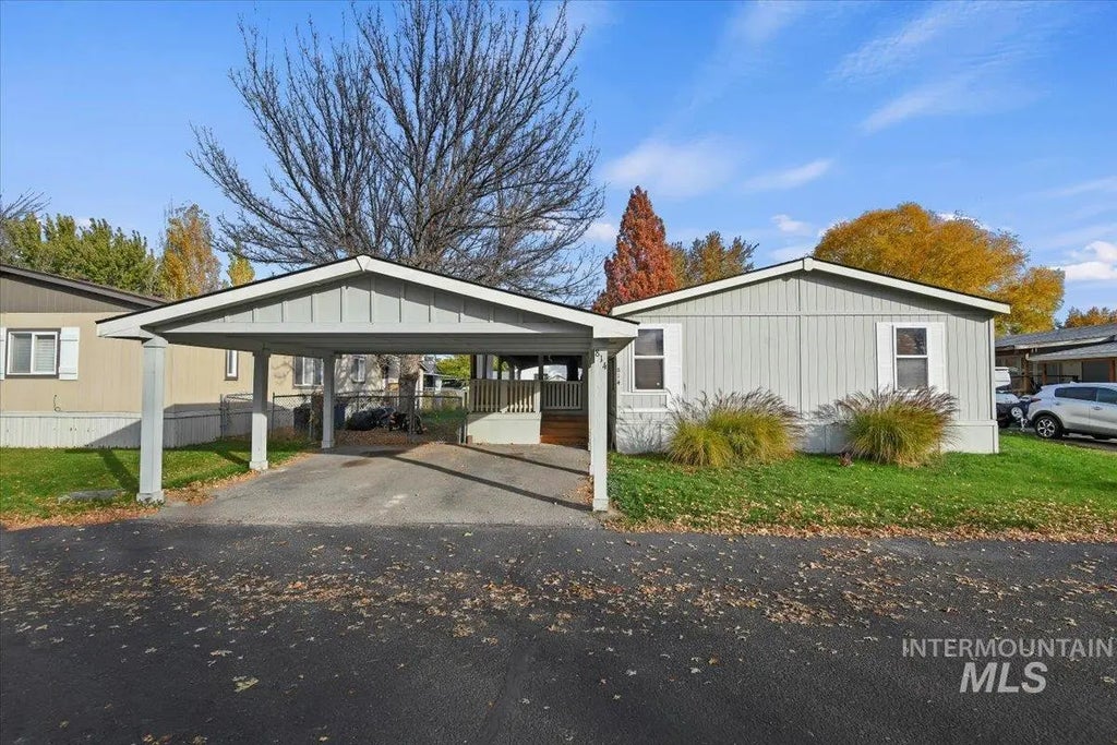 814 Long Valley St, Nampa