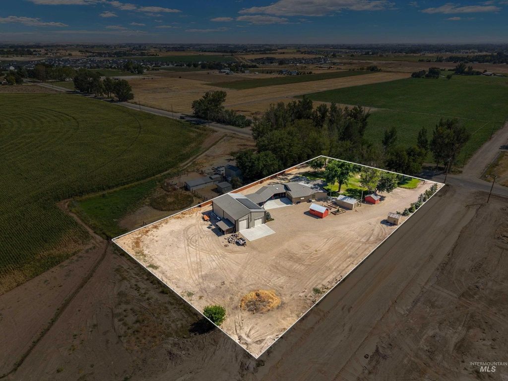 2370 W Lake Hazel Rd, Meridian