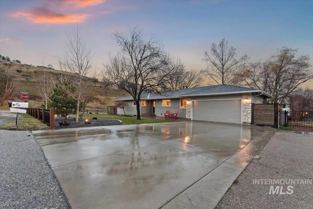 4801 W. Hillside Ave, Boise