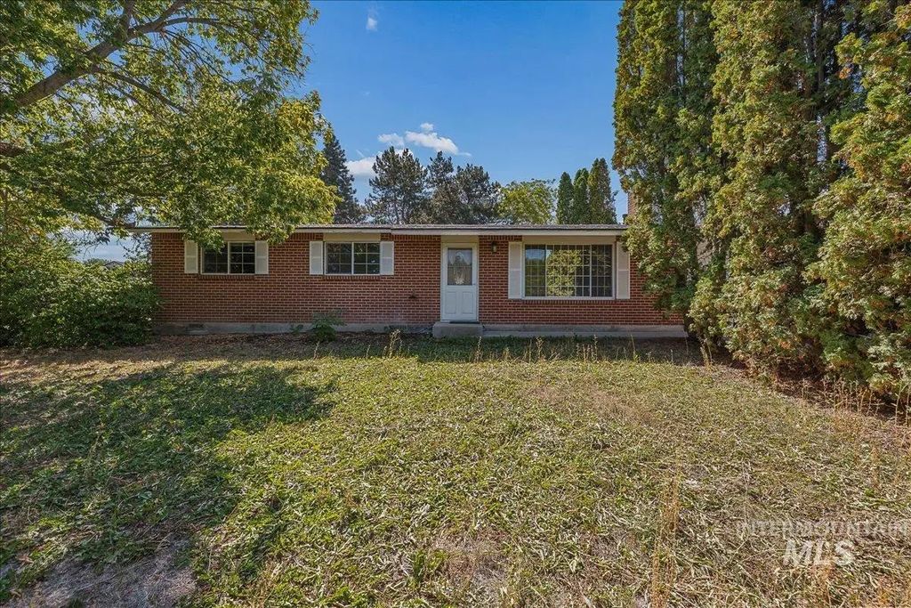 2530 S Cloverdale Rd, Boise
