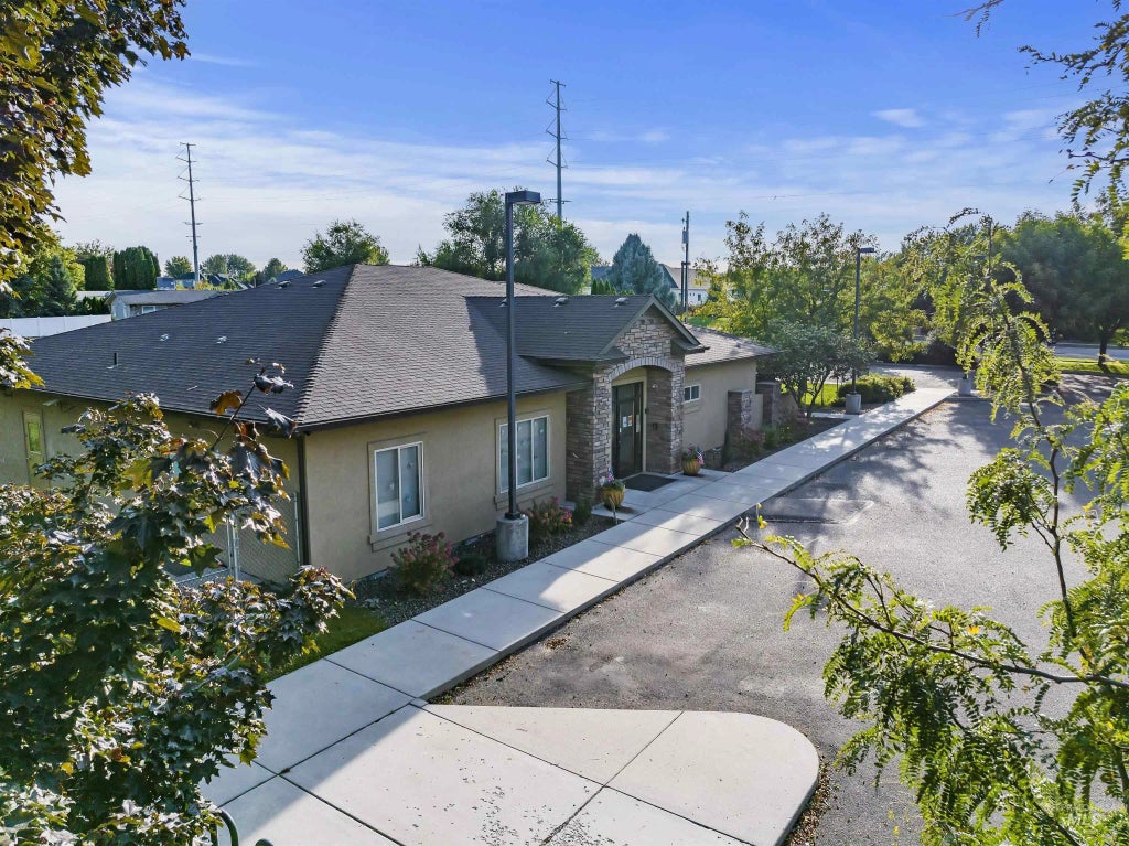 2490 S Cloverdale Rd, Boise
