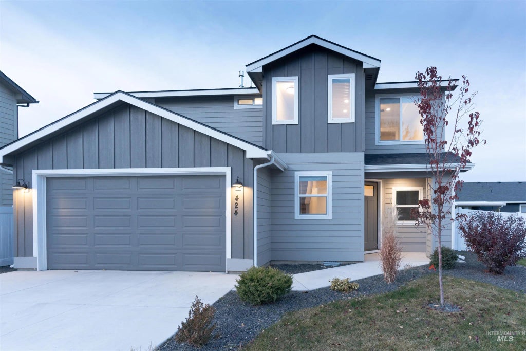 424 Sunny Ln., Nampa