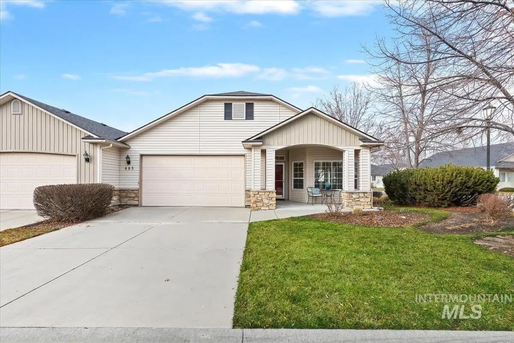 403 S Golden Eagle Lane, Eagle