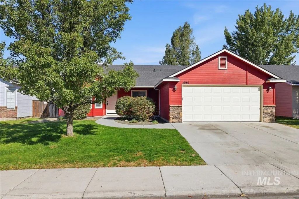 494 E Chateau Drive, Meridian