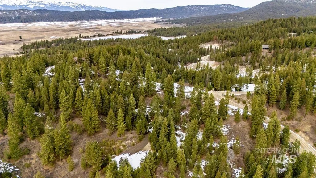 13 Sarah Way, Cascade