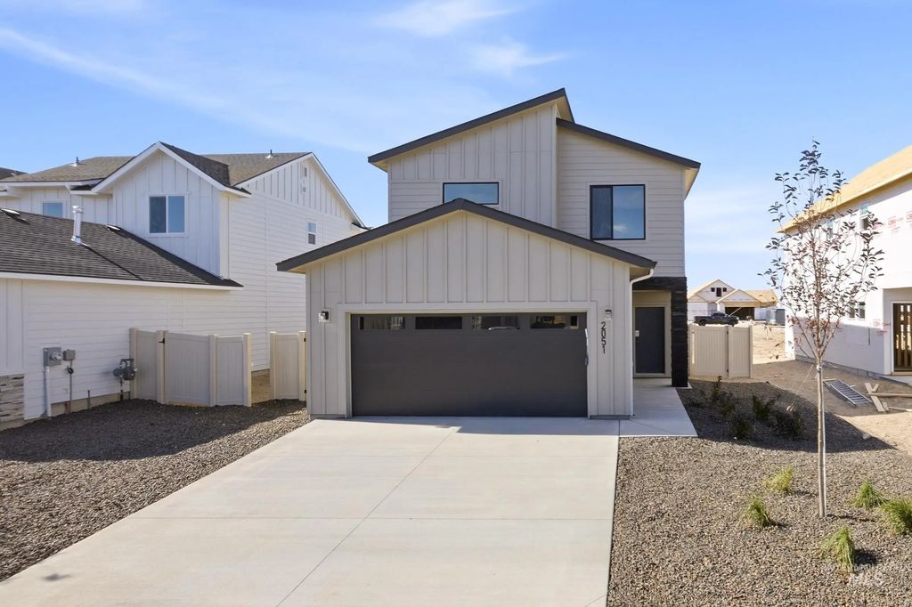 2051 S Summerson Way, Meridian