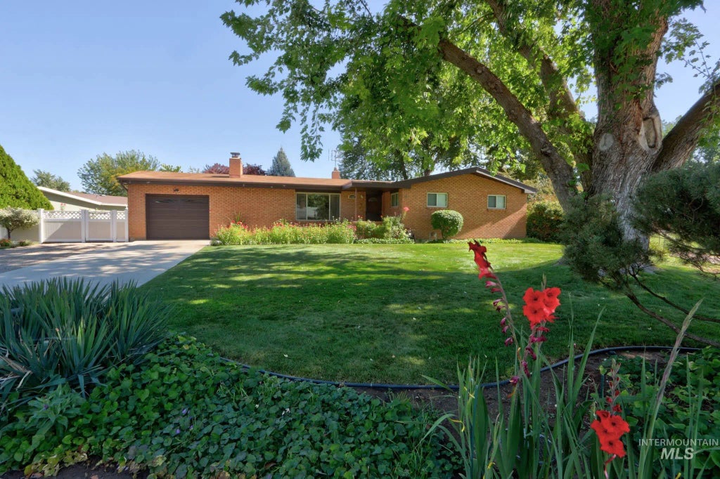 2106 N Cribbens Street, Boise