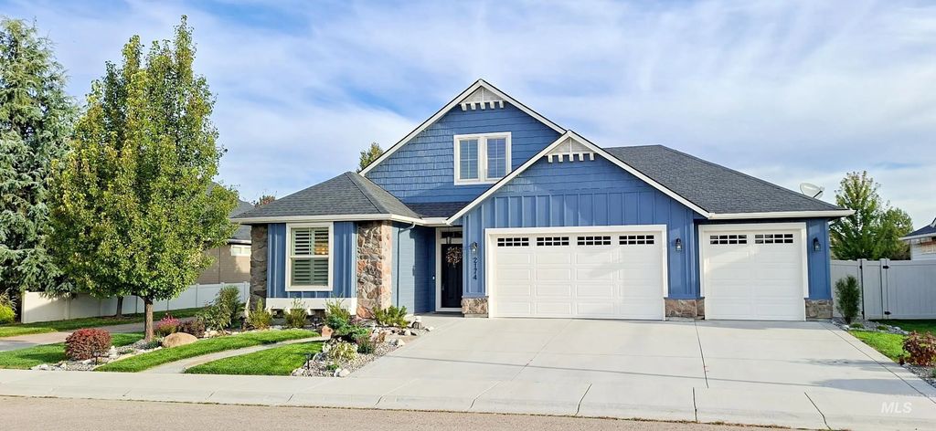 2174 E Deerhill Dr., Meridian