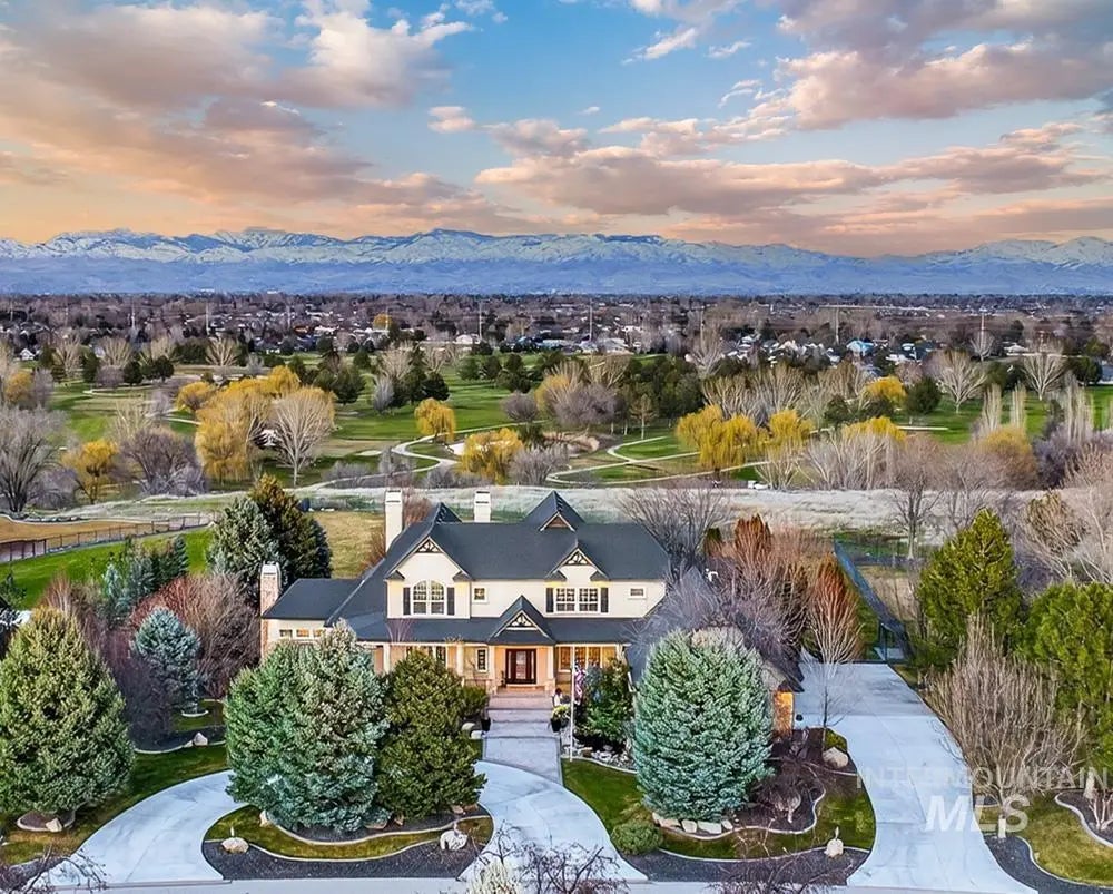 3842 E Vantage Pointe Ln, Meridian