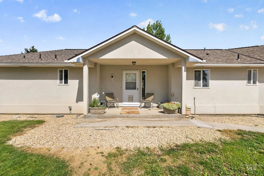 334 E Danskin Dr, Boise