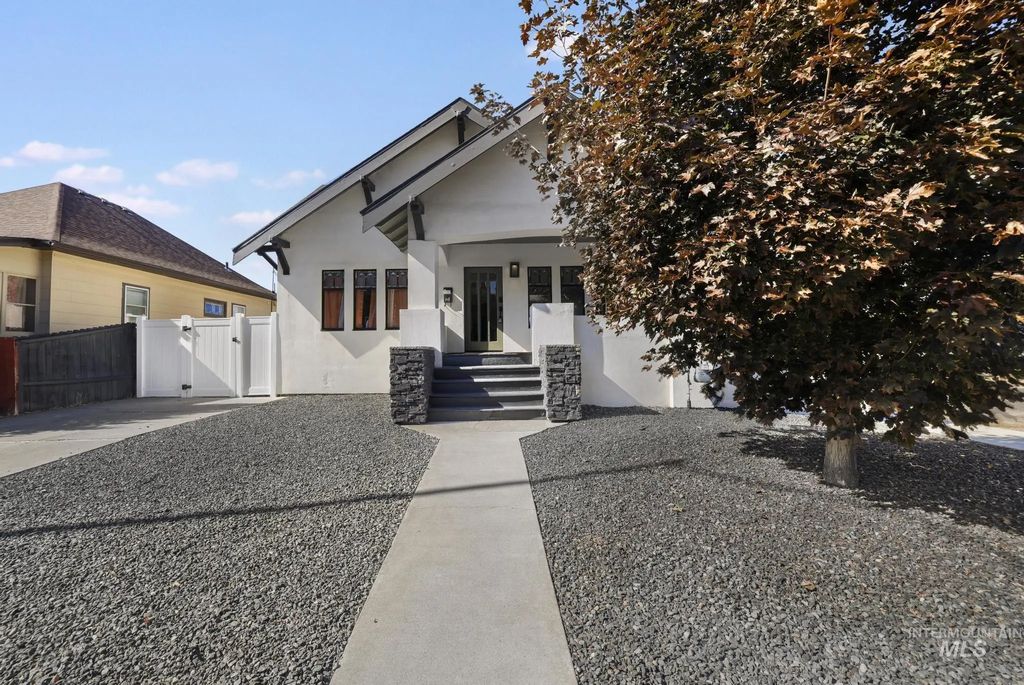 661 2nd Ave N, Twin Falls