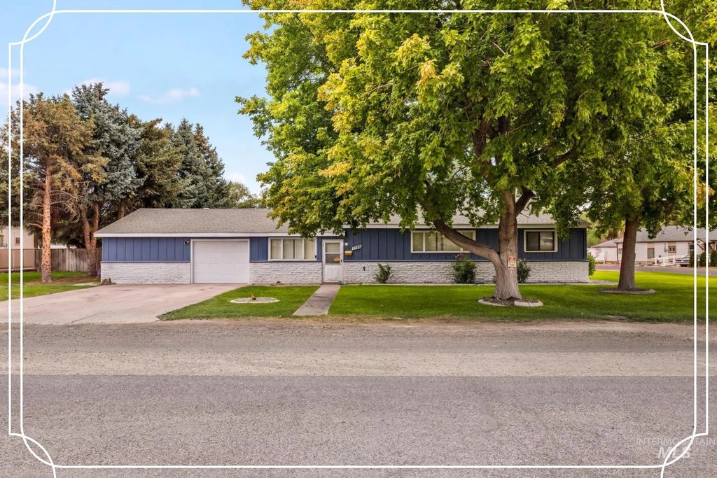 1755 2nd Ave E, Twin Falls