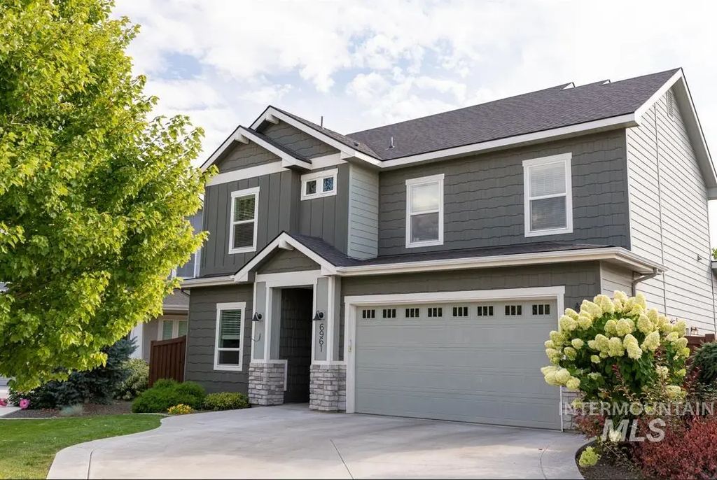 6961 S Kirra Pl, Boise