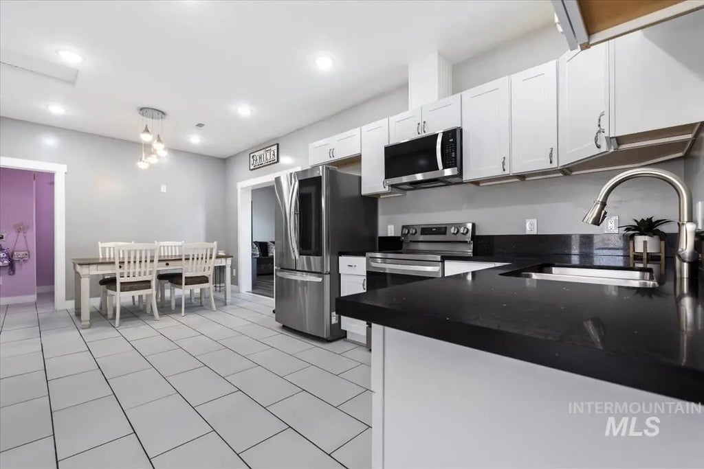 2420 Sw Buckey Dr, Mountain Home