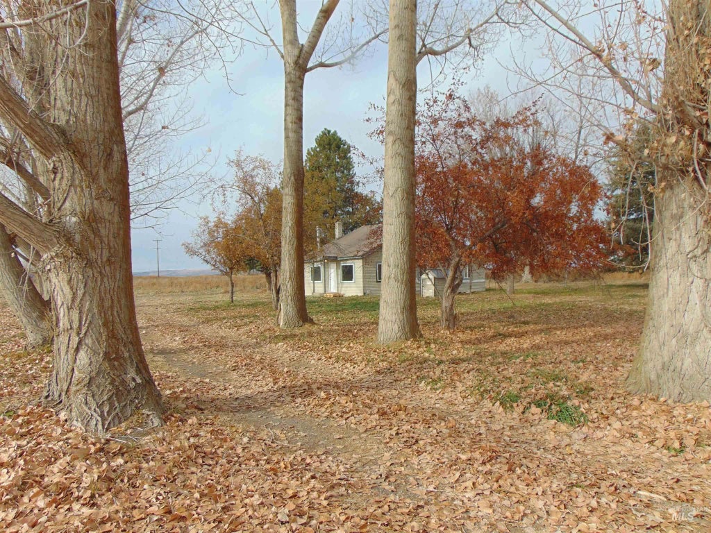 3495 Greenfield Road, Vale