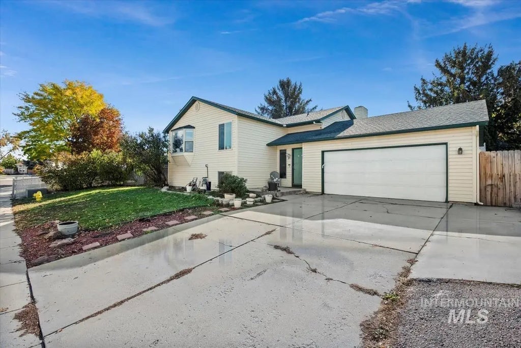 1905 Taurus Dr, Nampa