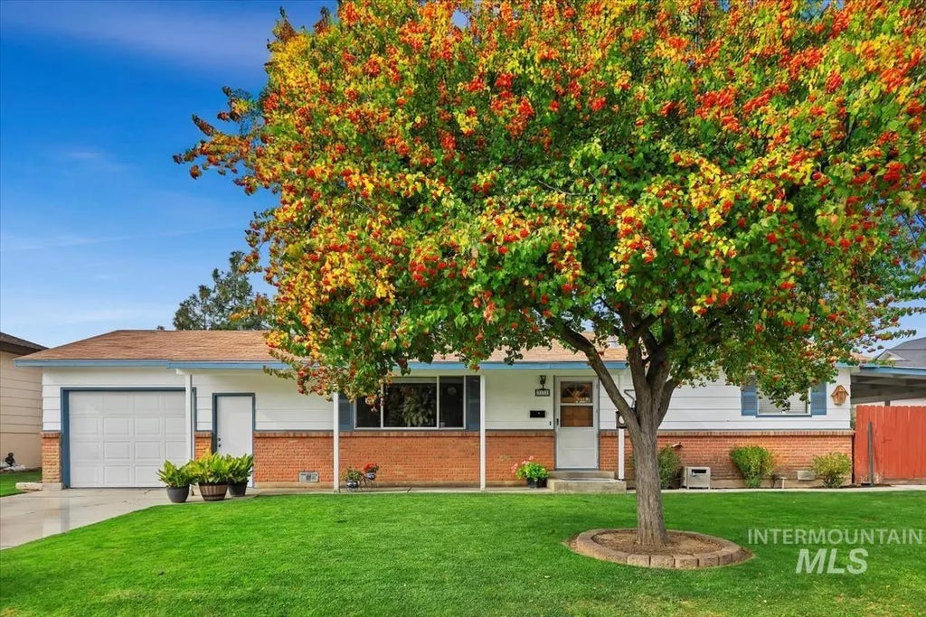 3111 N Ustick Cir, Boise