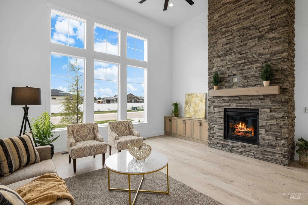 5665 S Snowden Ave., Meridian