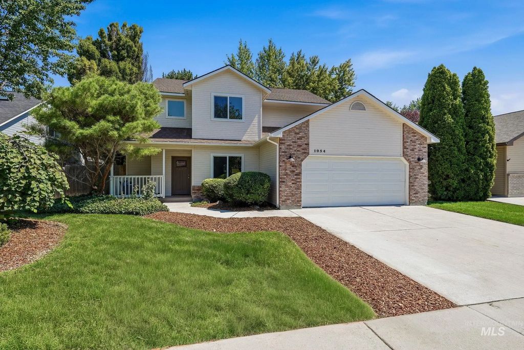 1054 N Carmen Ave, Boise
