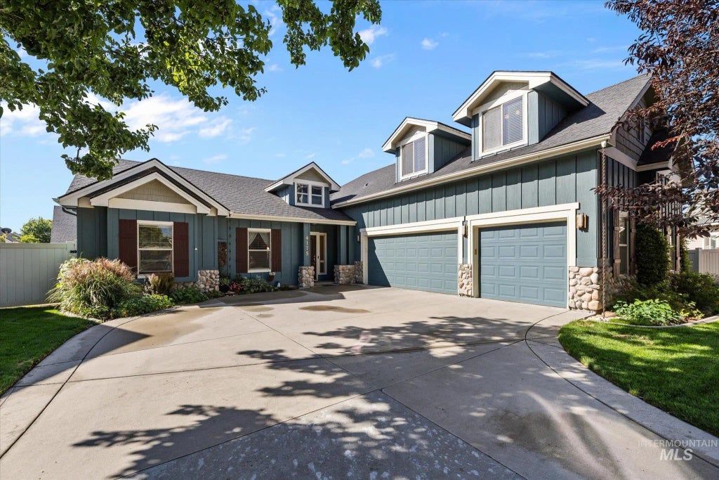 4175 N Black Canyon Pl, Meridian