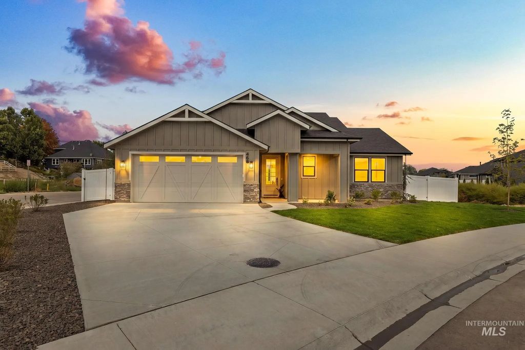 468 W Millstone St, Middleton