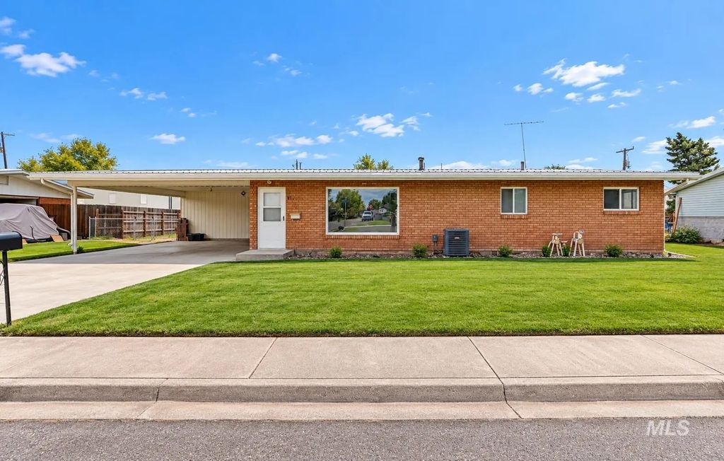 801 Thompson Avenue, Nyssa