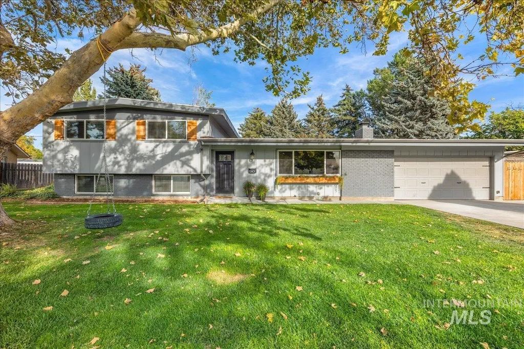 7210 W Alderbrook Dr, Boise