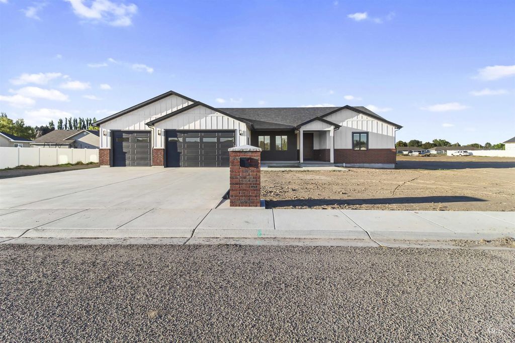 116 E 13th St, Rupert