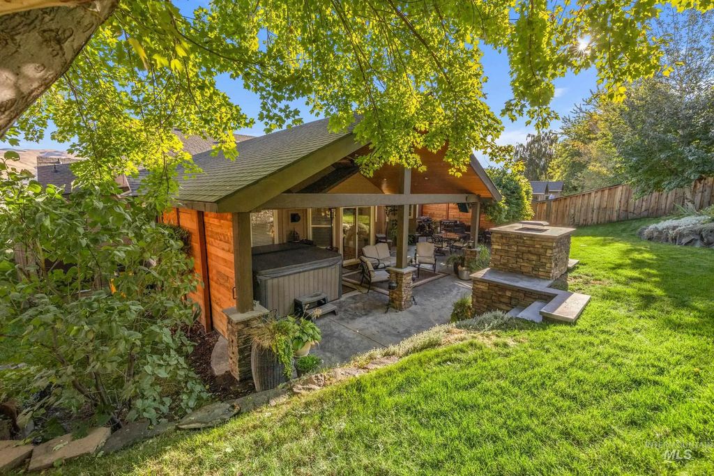 4049 E Trekker Rim Dr, Boise