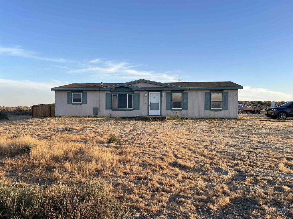 360 Sw Midnight Blue Way, Mountain Home