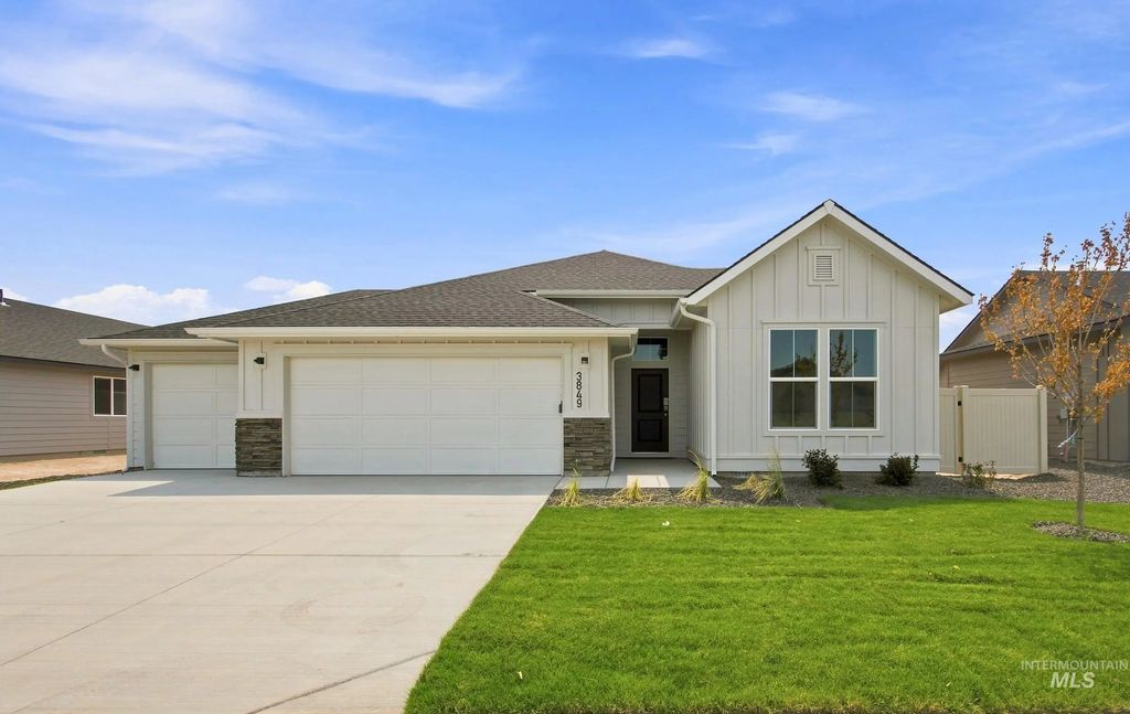 716 Sw Jayhawk St, Mountain Home