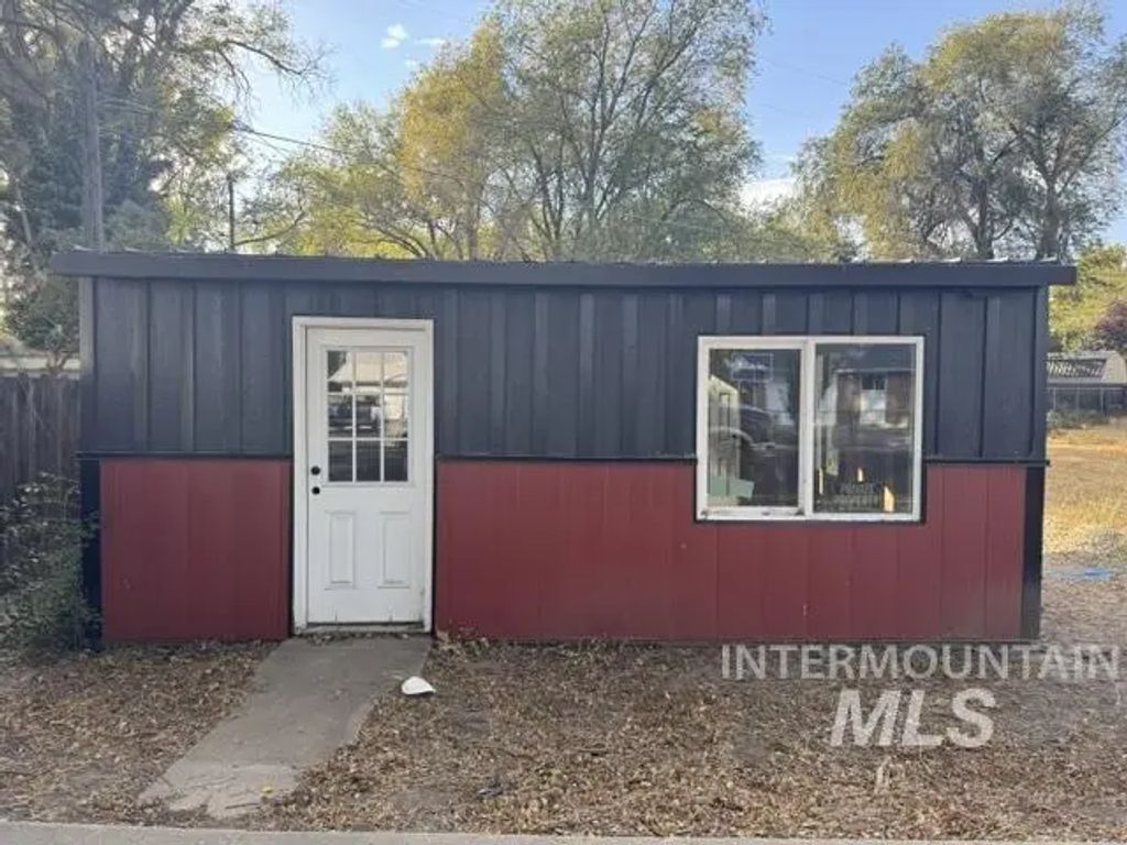 575 S 10th E, Mountain Home