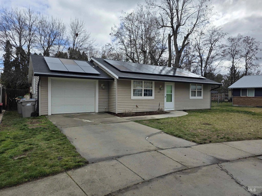 1887 W Cherry Ct, Boise