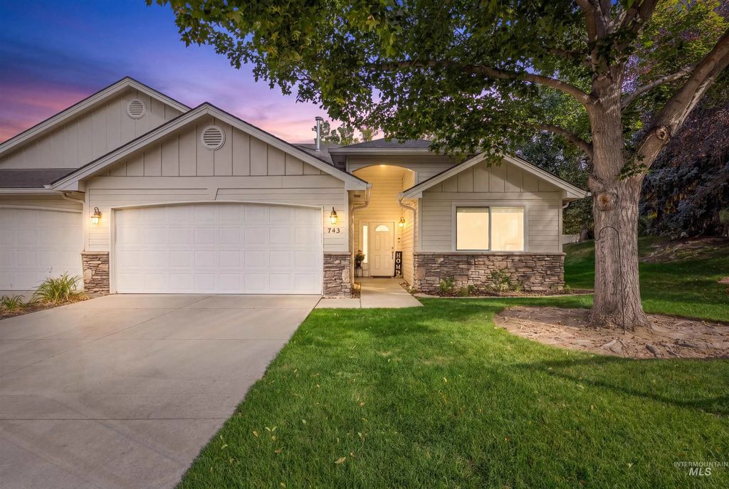743 N Eagle Rd., Eagle