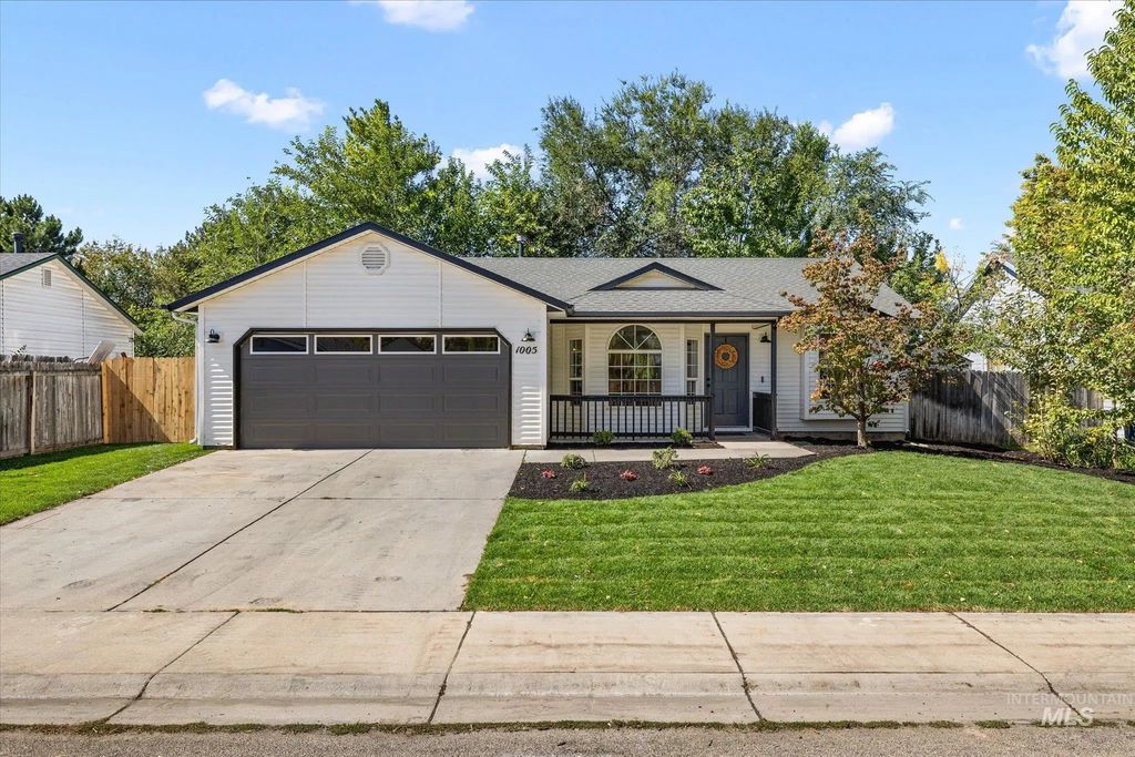 1005 S Bonneville Dr, Nampa