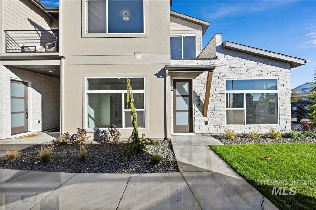 728 S Calhoun Ln, Star