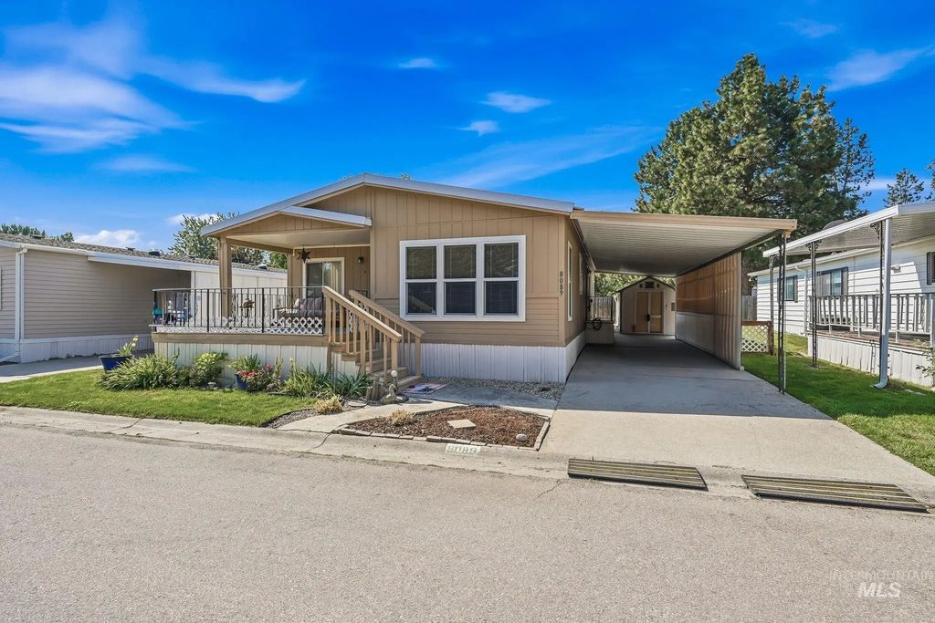 8089 Appomattox, Garden City