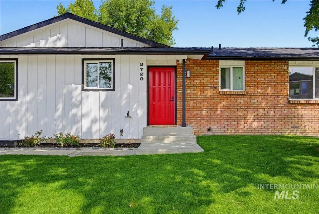 9720 W Whirlaway, Boise